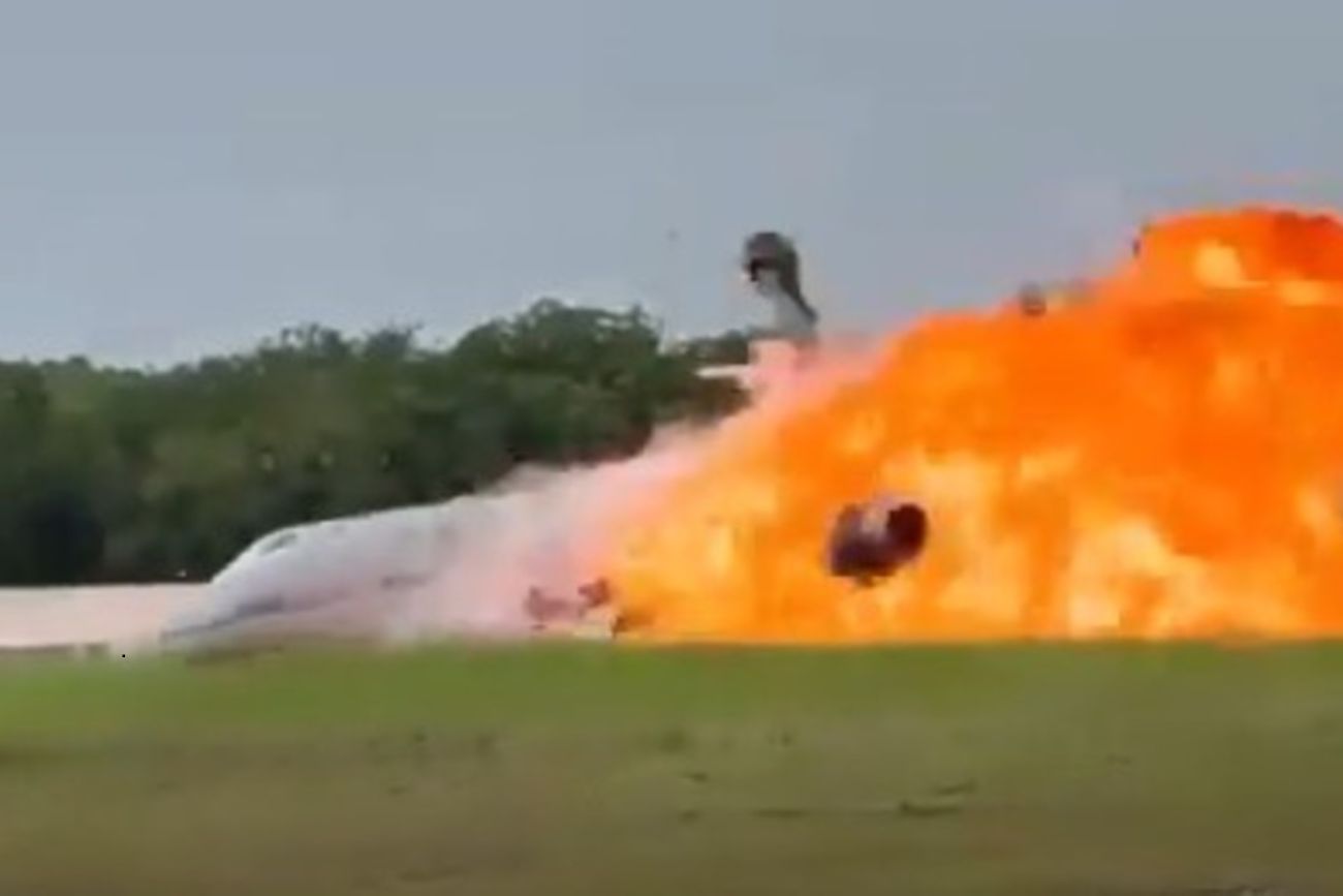 Tragedia aérea: murieron dos personas al estrellarse un jet privado en República Dominicana