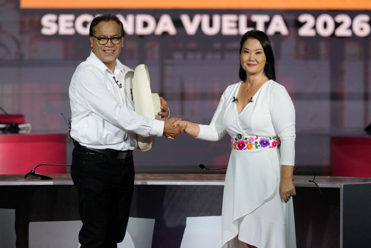 Perú: las bocas de urnas dan un escenario de paridad y comienza el conteo oficial de sufragios