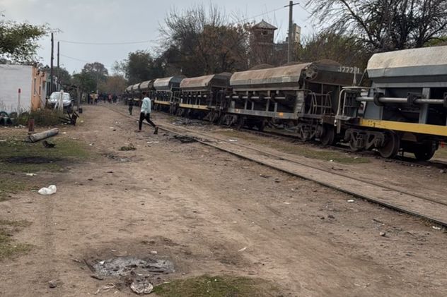Descarriló un tren de carga en Córdoba y un niño resultó herido