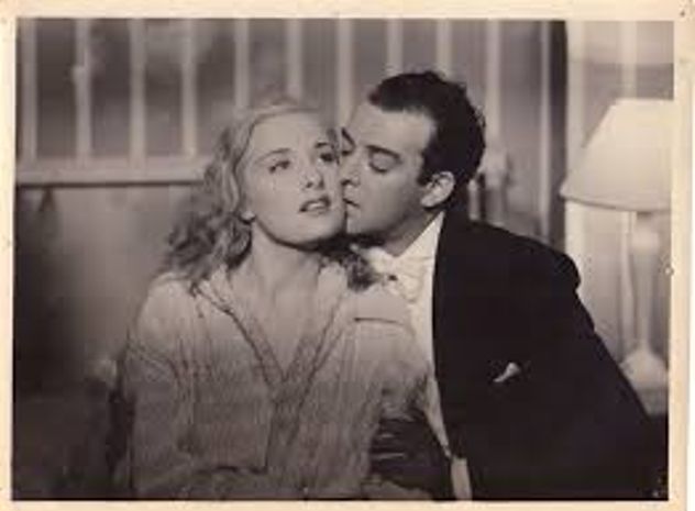 Mirtha Legrand y Roberto Escada en "Cinco besos"