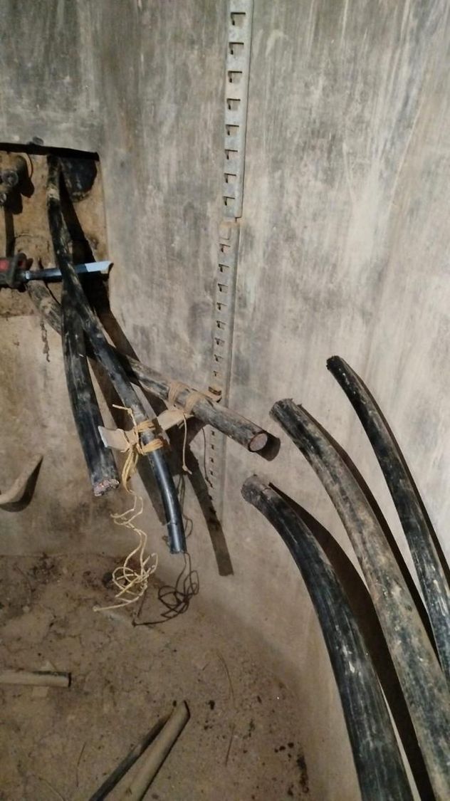 Fingían ser operarios y robaron cables en Córdoba capital.