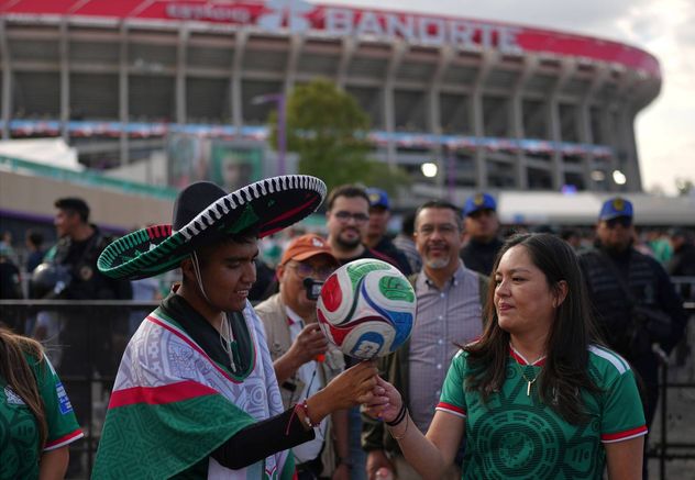 El mítico estadio Azteca, hoy Banorte, listo para recibir el primer partido del Mundial 2026 de fútbol.
