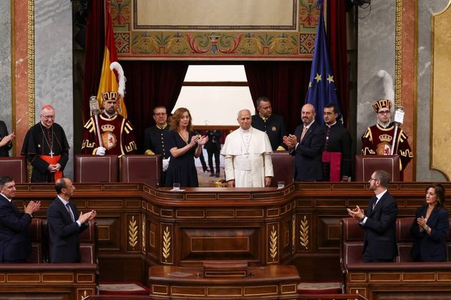 El papa León XIV se convirtió en el primer obispo de Roma en hablar ante el Congreso de los Diputados en Madrid.
