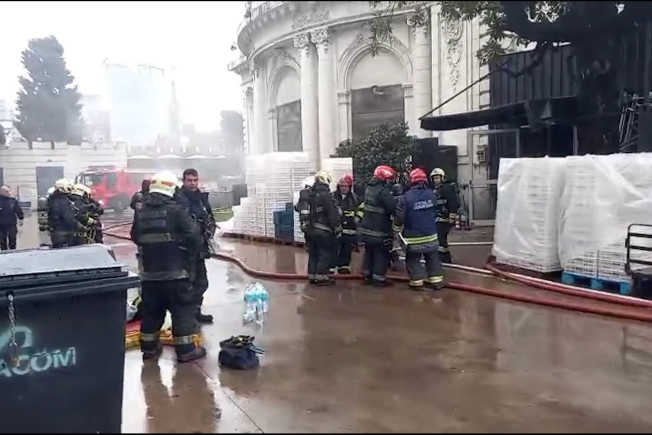 Se incendió una cocina en La Rural y más de 60 personas debieron ser evacuadas