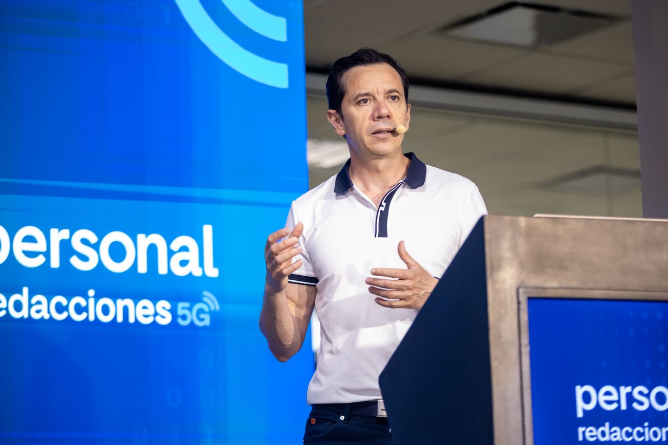 Juan Carlos López Calvet durante su presentación en Buenos Aires en el ciclo "Innovación, Tecnología y Periodismo" en el edificio de Personal.