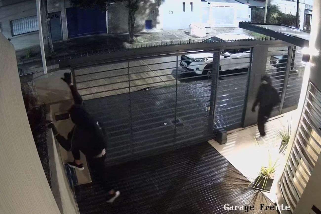 La Matanza: una familia resistió una entradera de seis delincuentes que amenazaron con atacar a sus hijos
