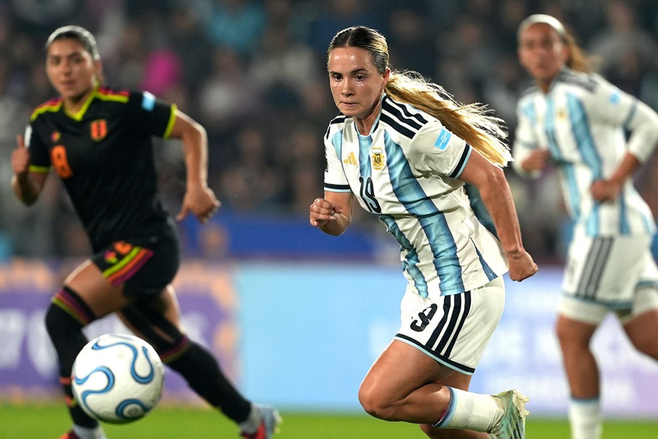 La selección argentina femenina tendrá este martes su partido final en la Liga de Naciones.