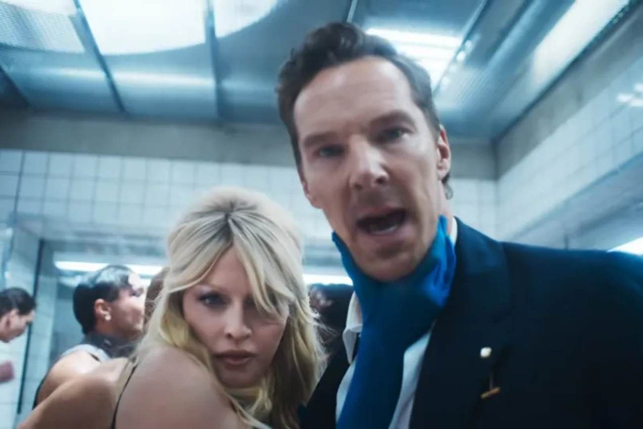 Madonna junto a Benedict Cumberbatch, en un pasaje caliente de "Confessions II – The film". (YouTube)