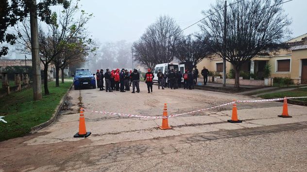 Megaoperativo en Colonia Caroya para encontrar a la chica de 15 años.