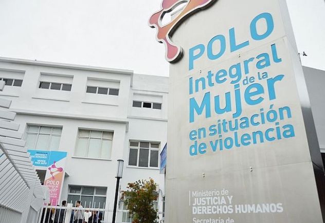 Polo de la Mujer.