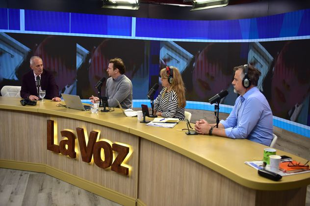 Daniel Pastore, ministro de comunicación de la provincia, en el streaming de La Voz en vivo.  (Nicolás Bravo / La Voz)