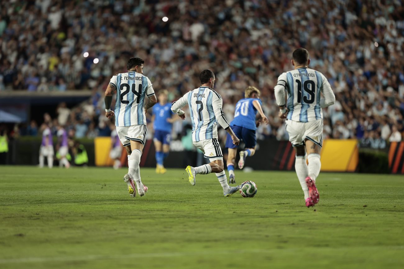 Rodrigo De Paul en el amistoso ante Islandia.
