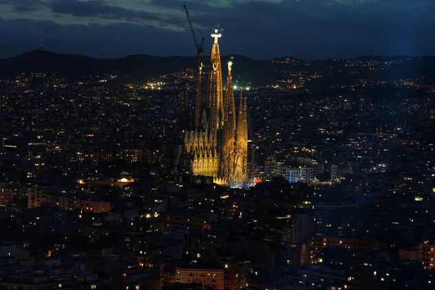Papa León XVI en la Basílica Sagrada Familia.