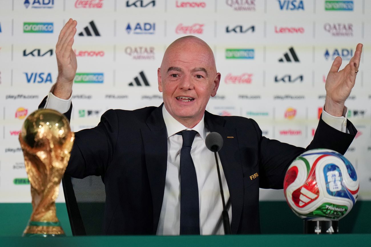 Gianni Infantino, presidente de la FIFA, brindó una conferencia de prensa en el Estadio Azteca, sede del partido inaugural del Mundial 2026. (AP)