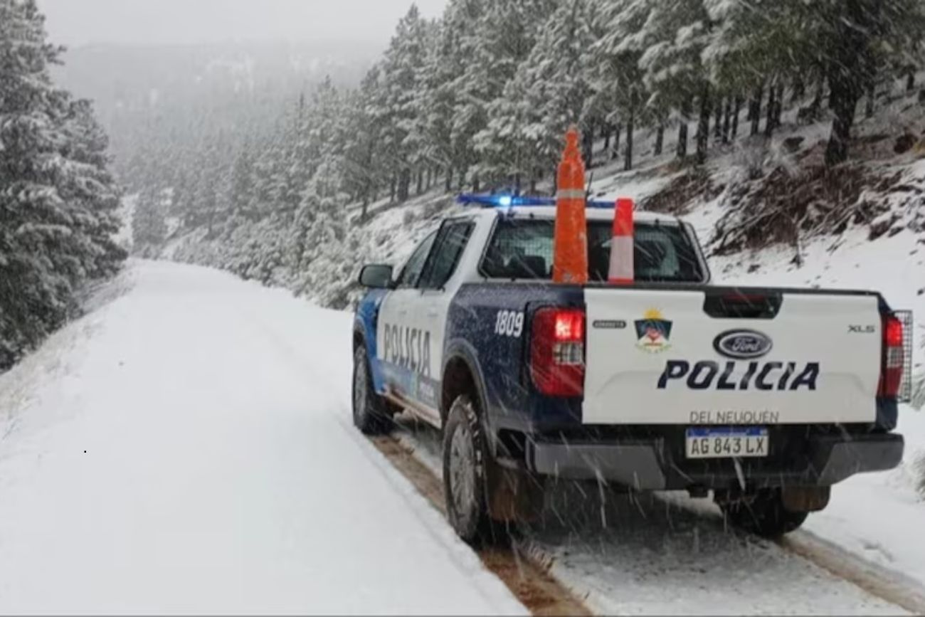 Alerta naranja por intensas nevadas en la Patagonia: Bariloche y la zona cordillerana en máxima atención