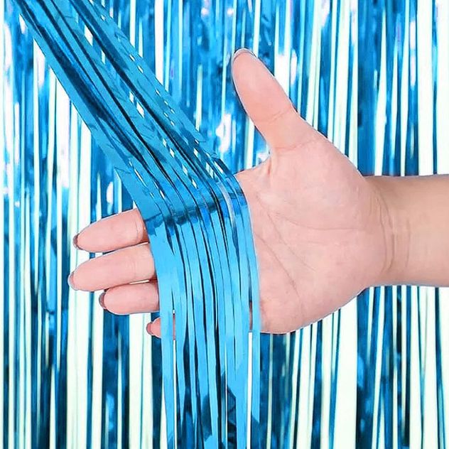 El truco viral para decorar una fiesta con papel aluminio y gastar muy poco.
