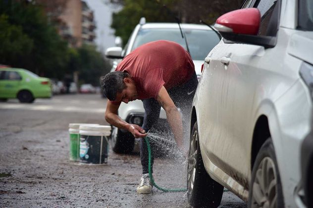 Maxi, excuidacoches en barrio General Paz.