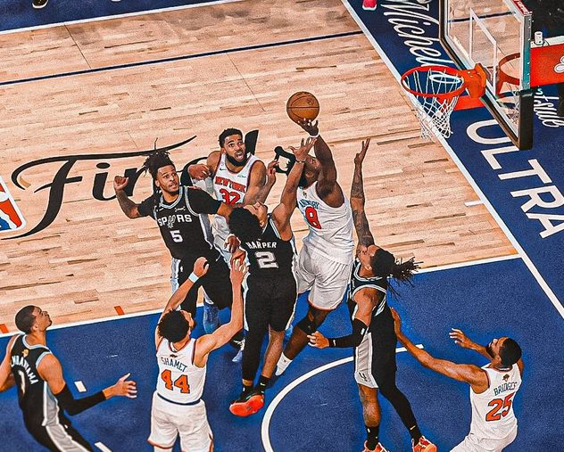 El agónico palmeo de OG Anunoby que le dio la victoria a New York Knicks ante San Antonio Spurs en la final de la NBA. (NBA Latam)