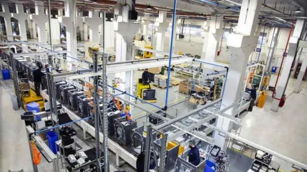 Una histórica empresa patagónica frenó su producción por bajas ventas y puso en alerta a mil trabajadores.