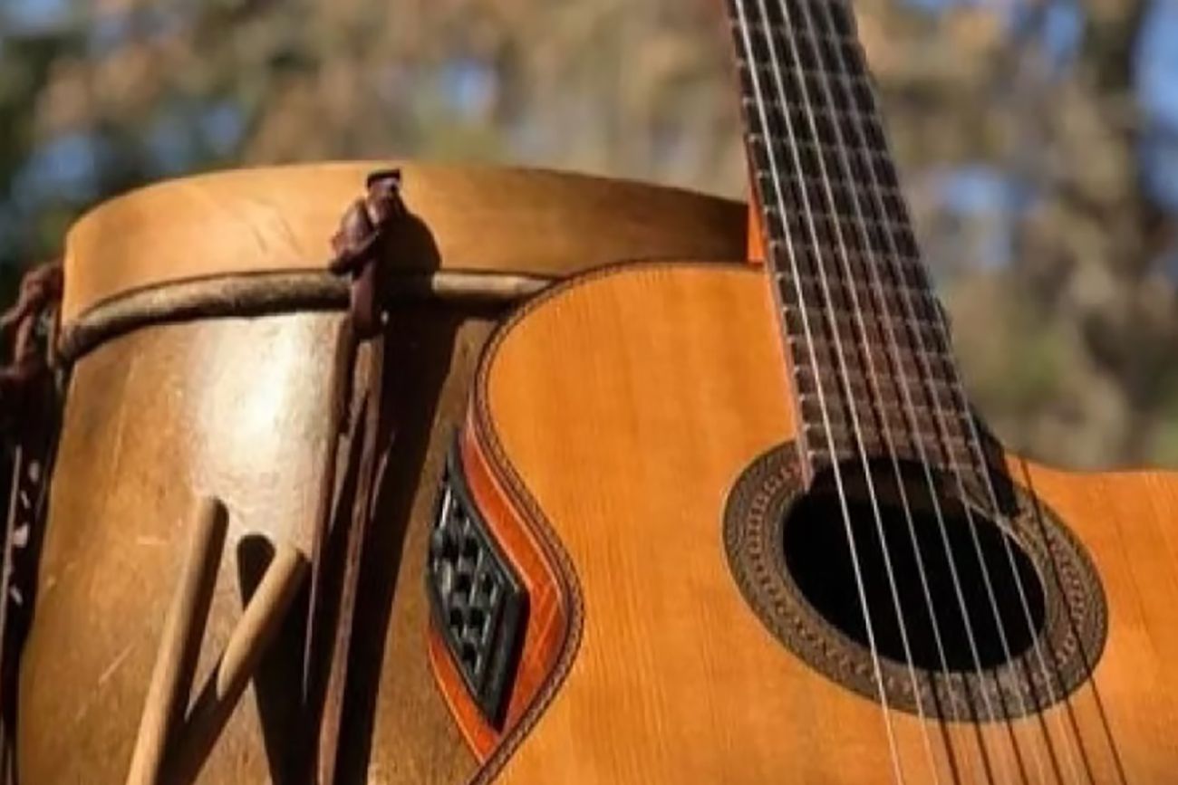 Folklore. Instrumentos musicales.
