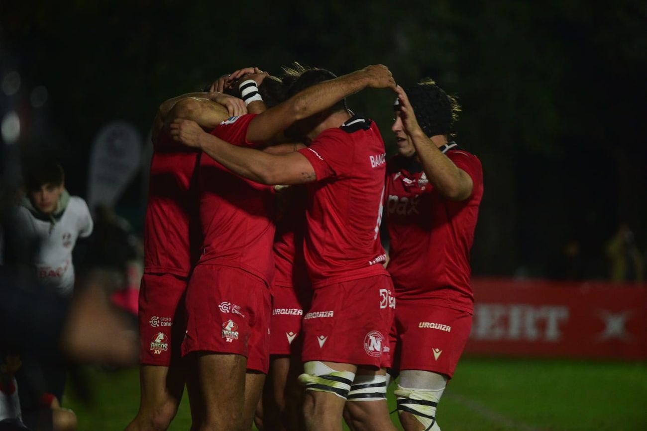 Dogos XV recibe a Tarucas por la primera semifinal del Súper Rugby Américas.