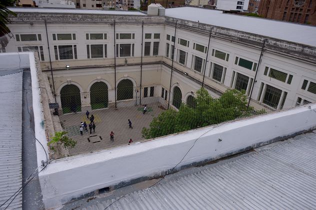 Parte del edificio que ocupa una manzana. (Achivo/ La Voz)