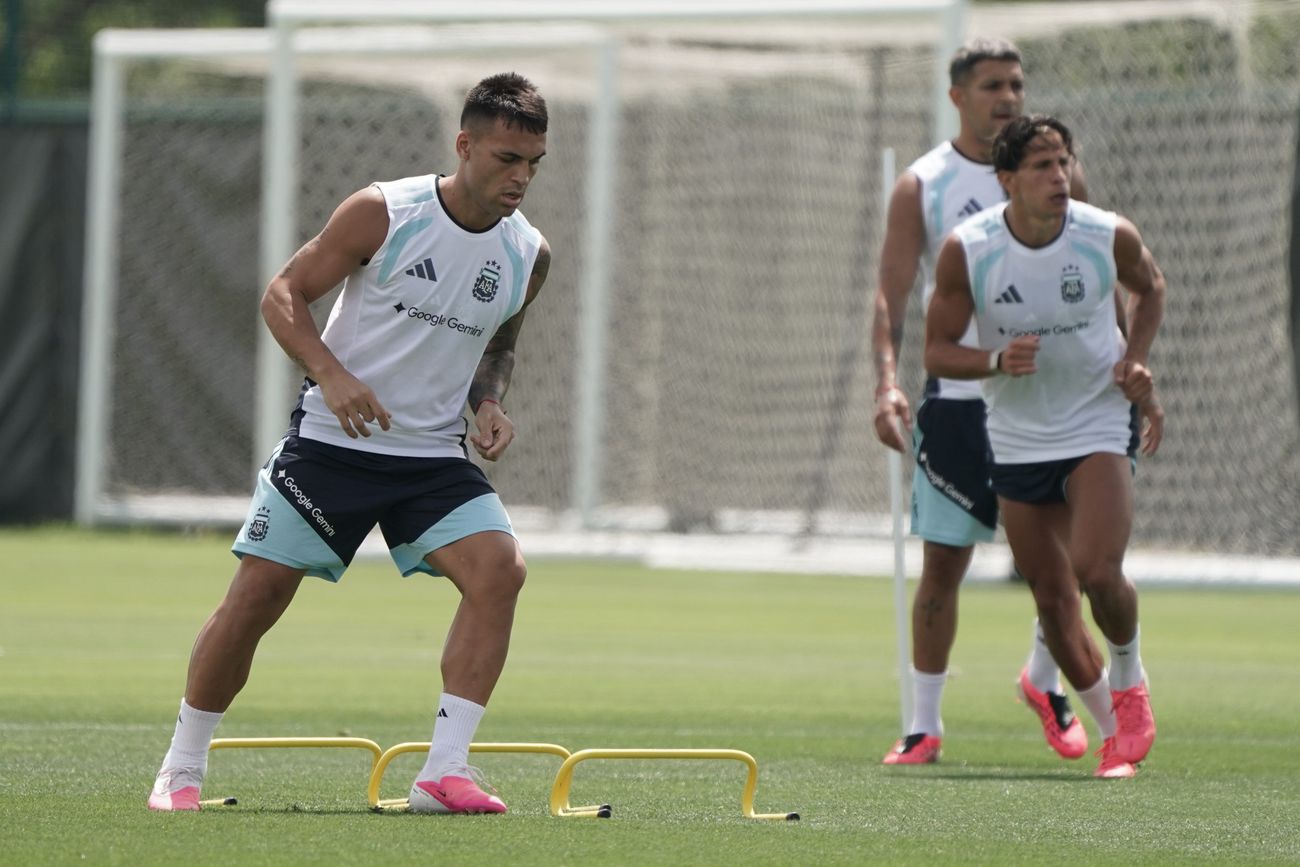 Lautaro Martínez le ganaría la pulseada a Julián Álvarez en la selección argentina en Kansas.