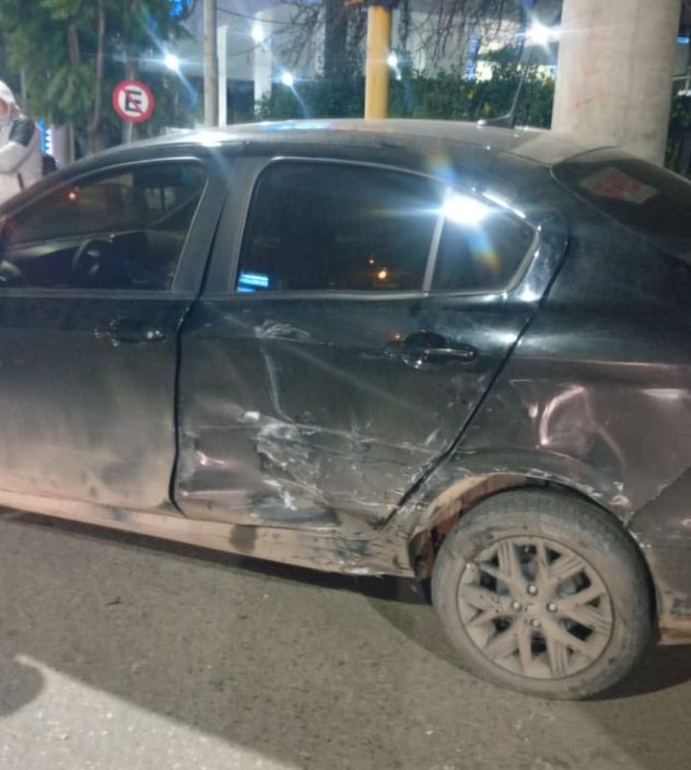 Tres vehículos protagonizaron siniestros en Córdoba este domingo por la mañana