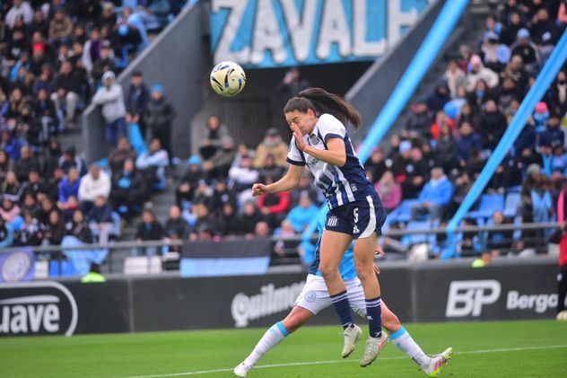 Belgrano y Talleres se enfrentan en Alberdi por la fecha 9 del torneo de Primera División del fútbol femenino de AFA. (Javier Ferreyra / La Voz)
