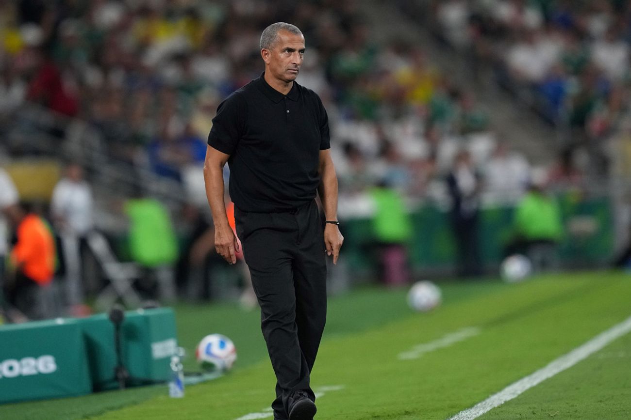 Lamouchi no duró más de un partido en el Mundial.