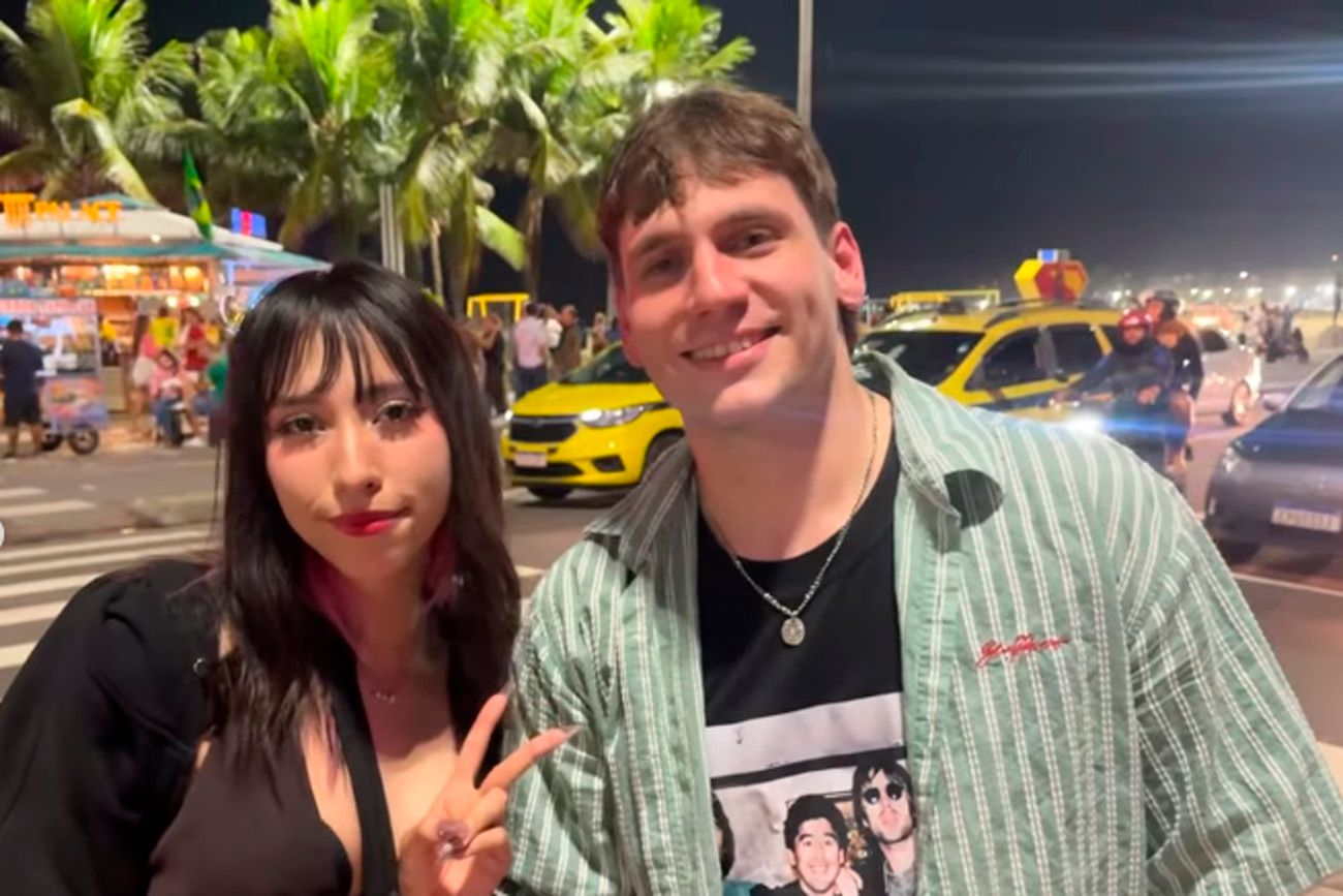 Gaspi en las calles de Río de Janeiro, reconocido por una streamer colombiana.