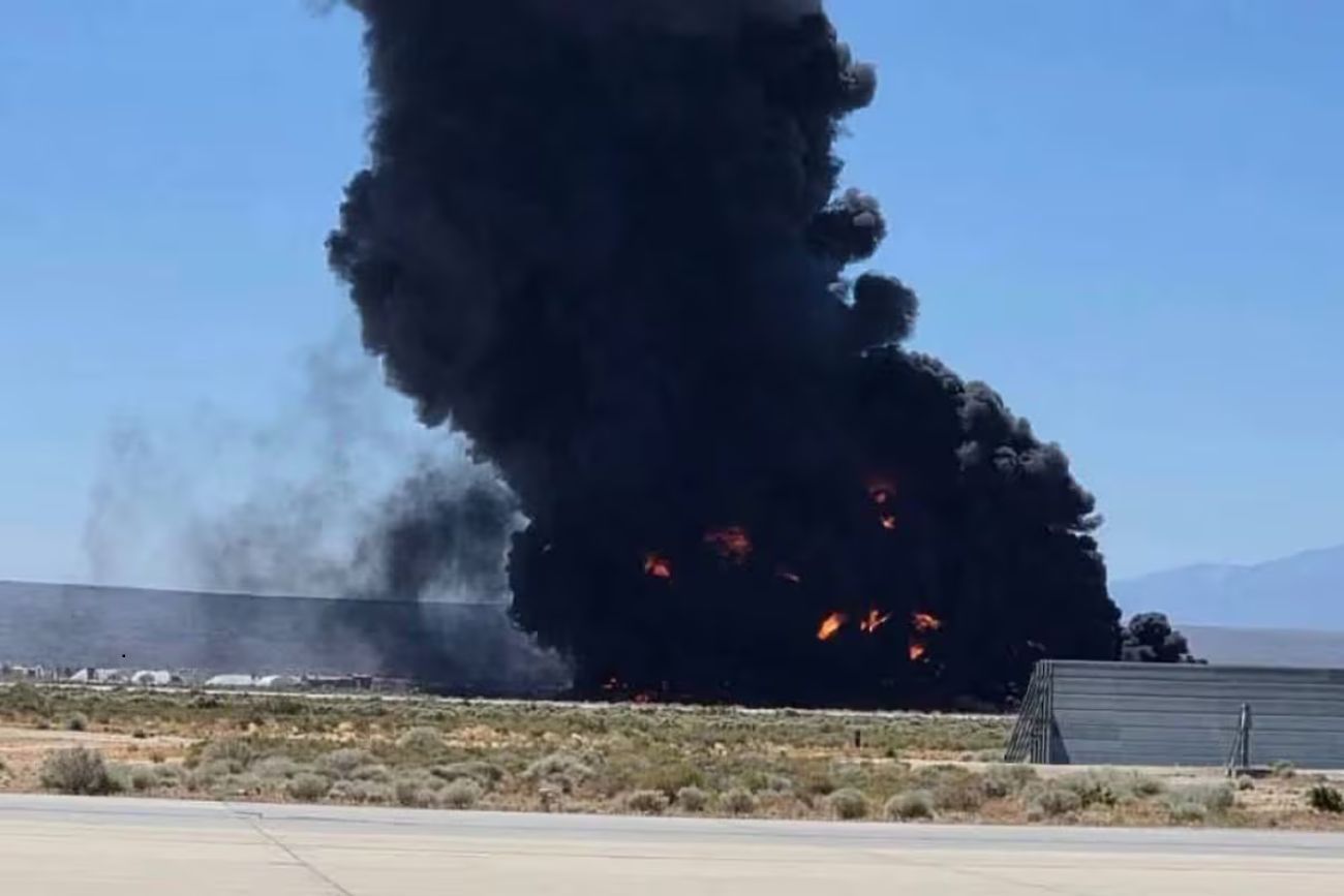 California: se estrelló un bombardero B-52 en la Base Aérea Edwards