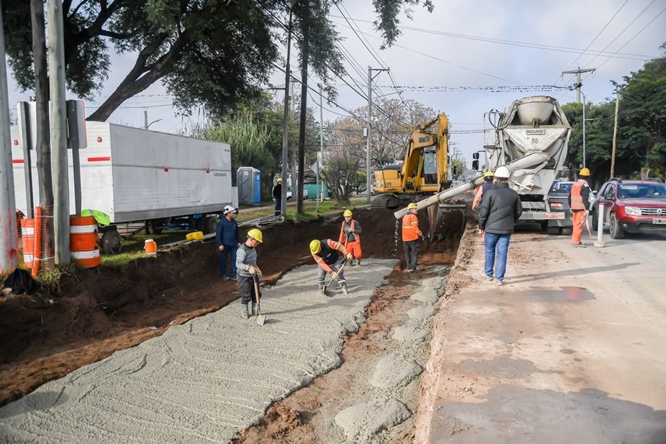 Nuevos desvíos en la avenida Bodereau en Córdoba por las obras de duplicación de calzadas. 