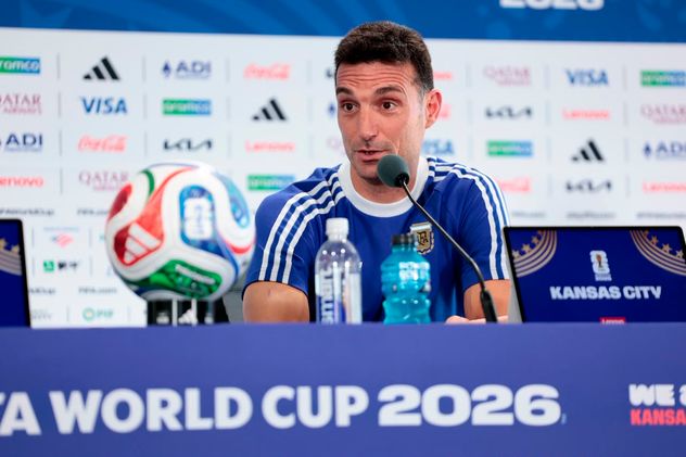 "Estamos bien, confiados y llegamos en un buen momento", sostiene el entrenador argentino Lionel Scaloni. (Prensa selección)