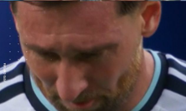 Messi llora tras su gol.