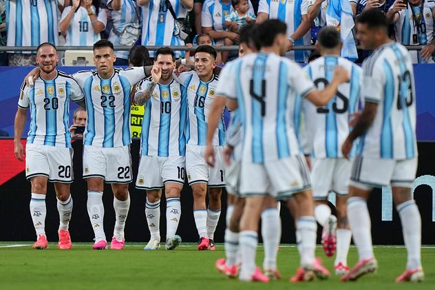 Argentina frente a Argelia en su debut por el Grupo H de la Copa Mundial de la FIFA 2026.