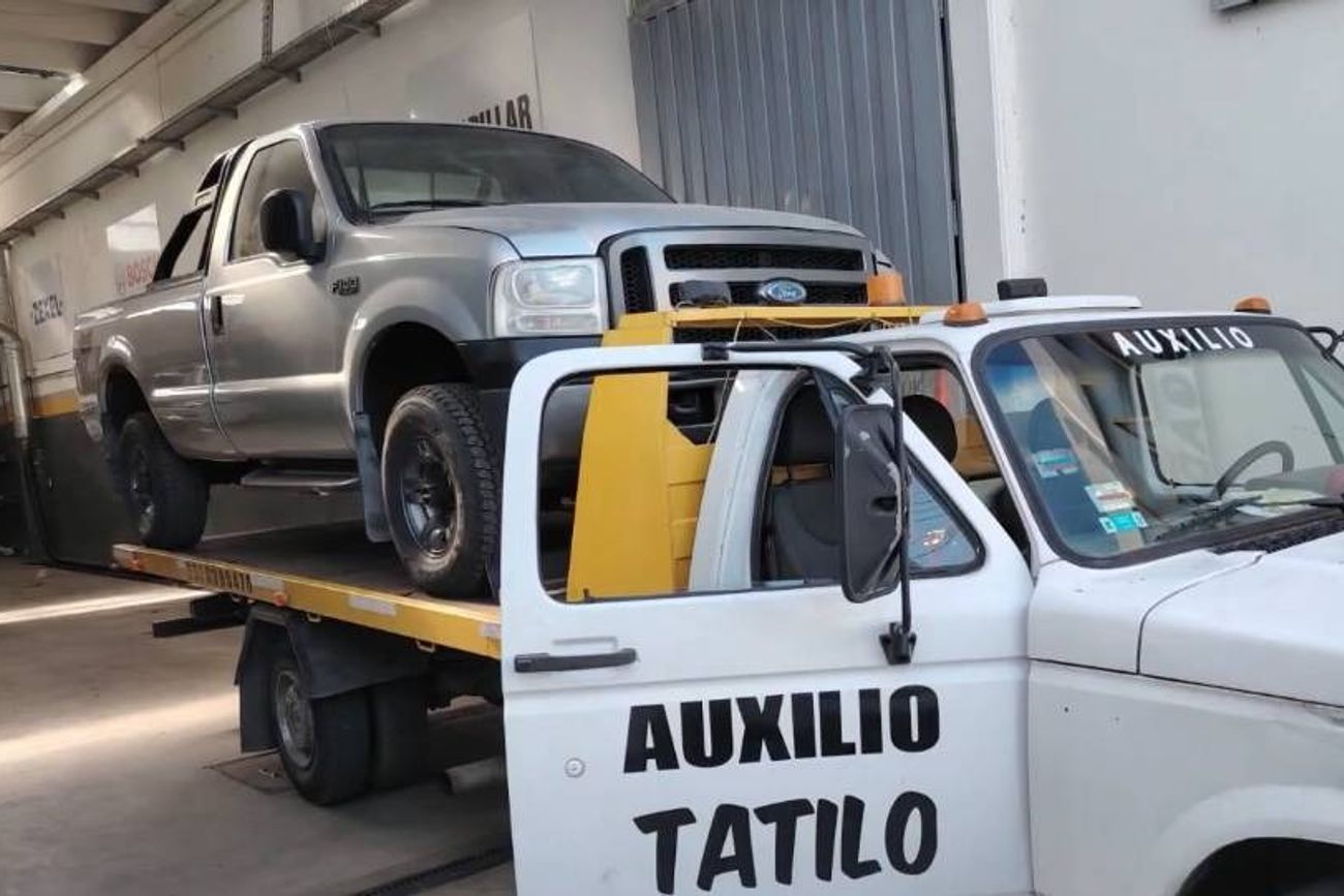 Le robaron una grúa en Córdoba y perdió su herramienta de trabajo