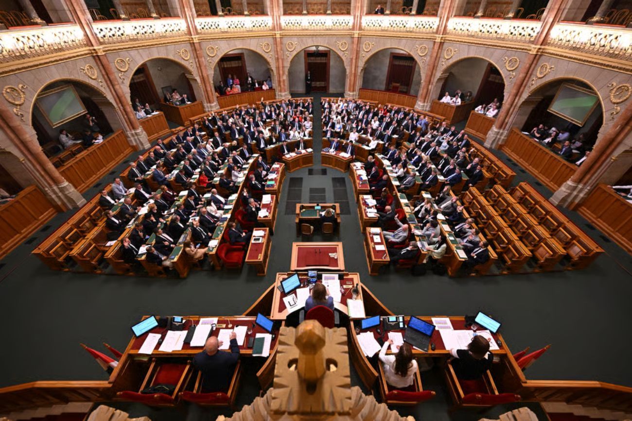 El Parlamento de Hungría. (@POLITICOEurope)