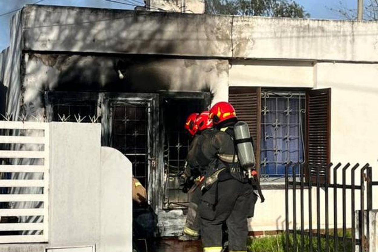 Se incendió una casa en barrio Parque Don Bosco