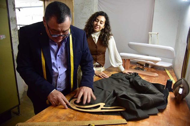 Sastre. Ramón y Agustina Silva comparten su proyecto Win Over. 