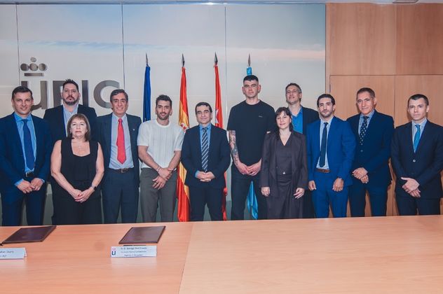 La CAB firmó una alianza con la Universidad Rey Juan Carlos de España. Estuvieron presentes el cordobés Facundo Campazzo y Gabriel Deck, de la selección nacional.