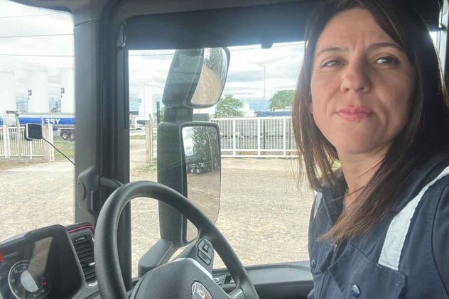 Romina García, chofer de cargas peligrosas en Grupo Lac.