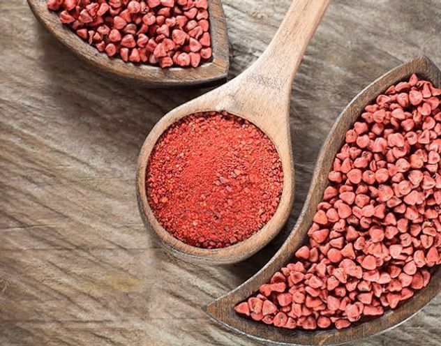 Qué es el achiote, el fruto rojo que se produce en Misiones y gana popularidad por sus propiedades.