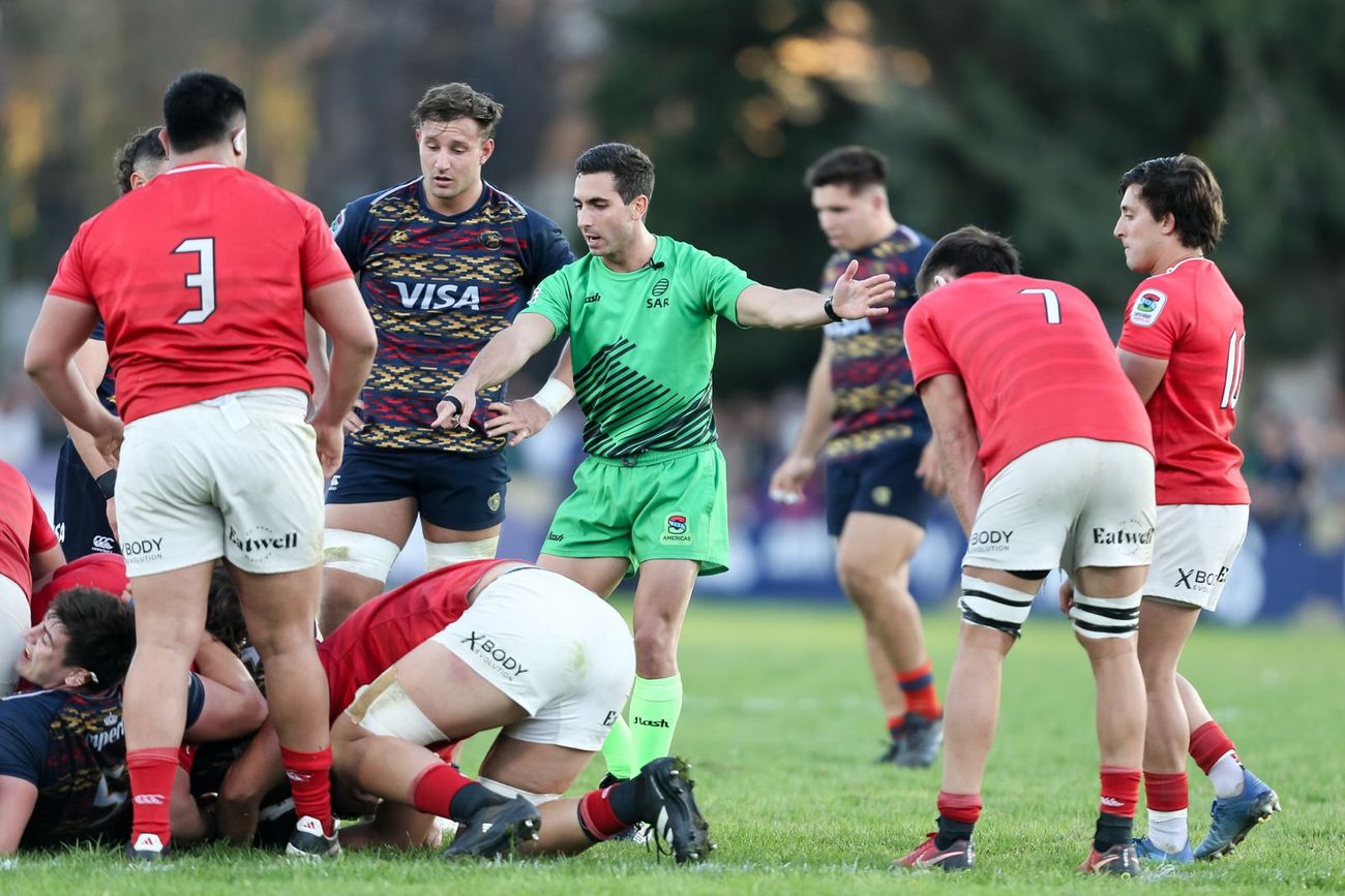 Como en 2024, el rosarino Damián Schneider será el árbitro en la final entre Dogos XV y Pampas.