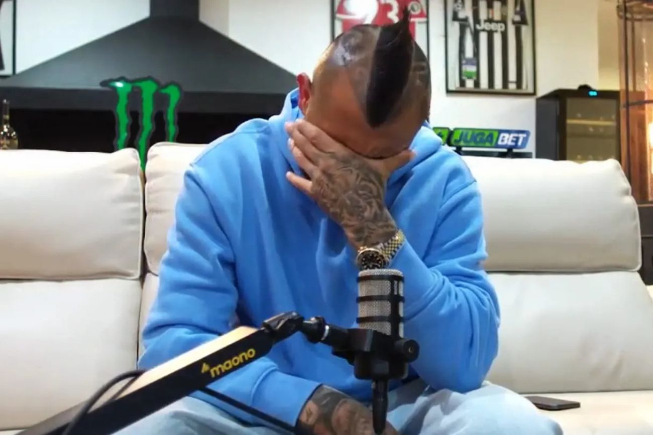 Arturo Vidal y su reacción a los goles de Messi.
