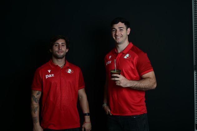 En La Voz en Vivo Julián Hernández y Leonardo Gea Salim, jugadores de Dogos XV.