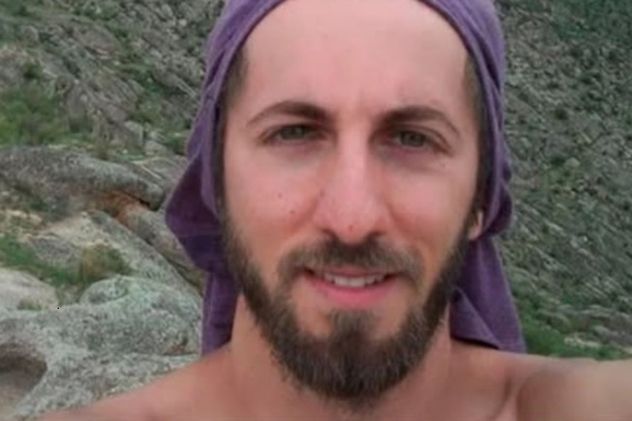 Seguirá libre el hombre que mató a puñaladas a dos mujeres en una plaza: la Corte ratificó que es inimputable