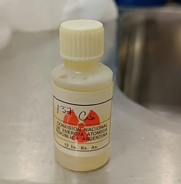 El físico Pérez, añadió que al ser un dispositivo radioactivo de baja actividad y en formato de gel.