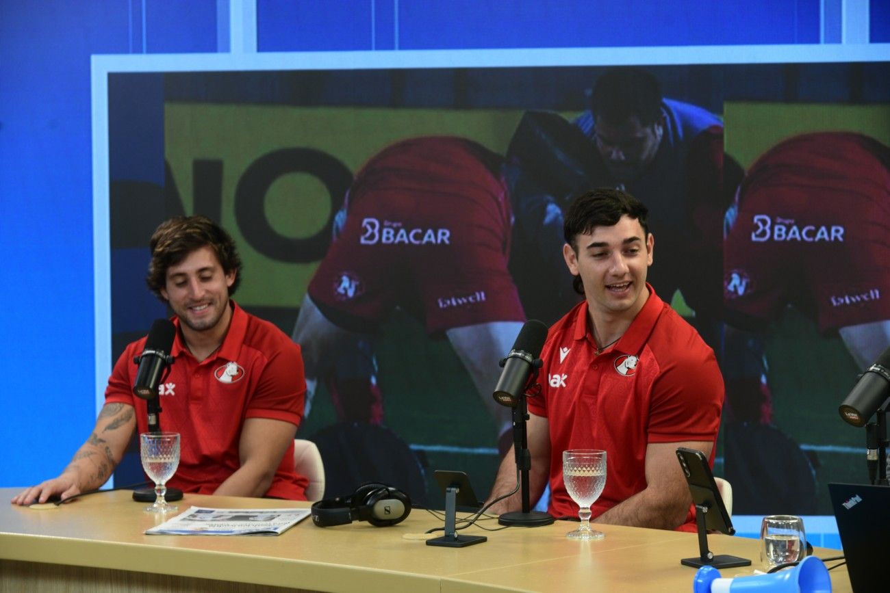 En La Voz en Vivo Julián Hernández y Leonardo Gea Salim, jugadores de Dogos XV.