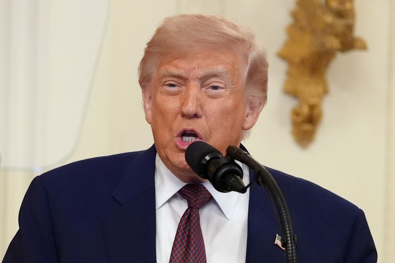 Trump rechazó peajes en Ormuz y advirtió que EE.UU. podría imponerlos si fracasa el acuerdo con Irán. (Jacquelyn Martin / Archivo / AP) 